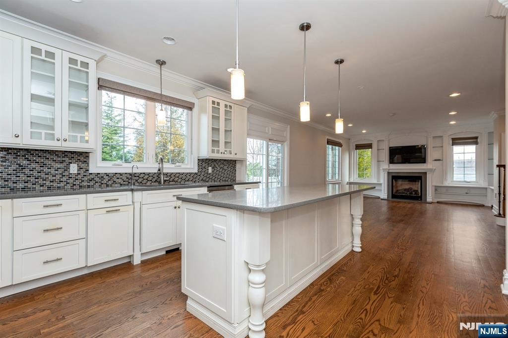 15 Woodland Road Cresskill, NJ 07626 - Photo 14 of 34