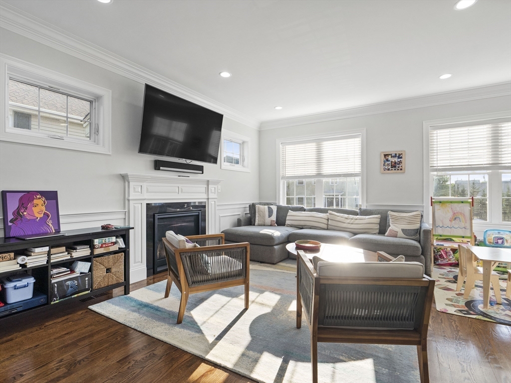 12 Cedar Street, Unit 2 Waltham, MA 02453 - Photo 2 of 27