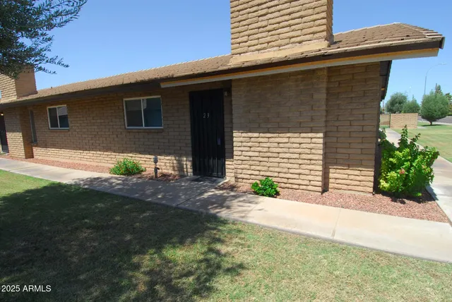 $325,000 | 2015 East Southern Avenue, Unit 23, Tempe, AZ 85282