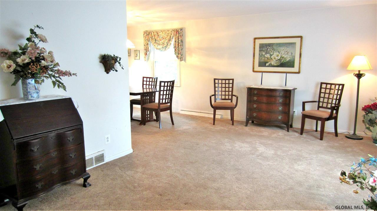 41 Preston Road Delmar, NY 12054 - Photo 3 of 21 Photo 3