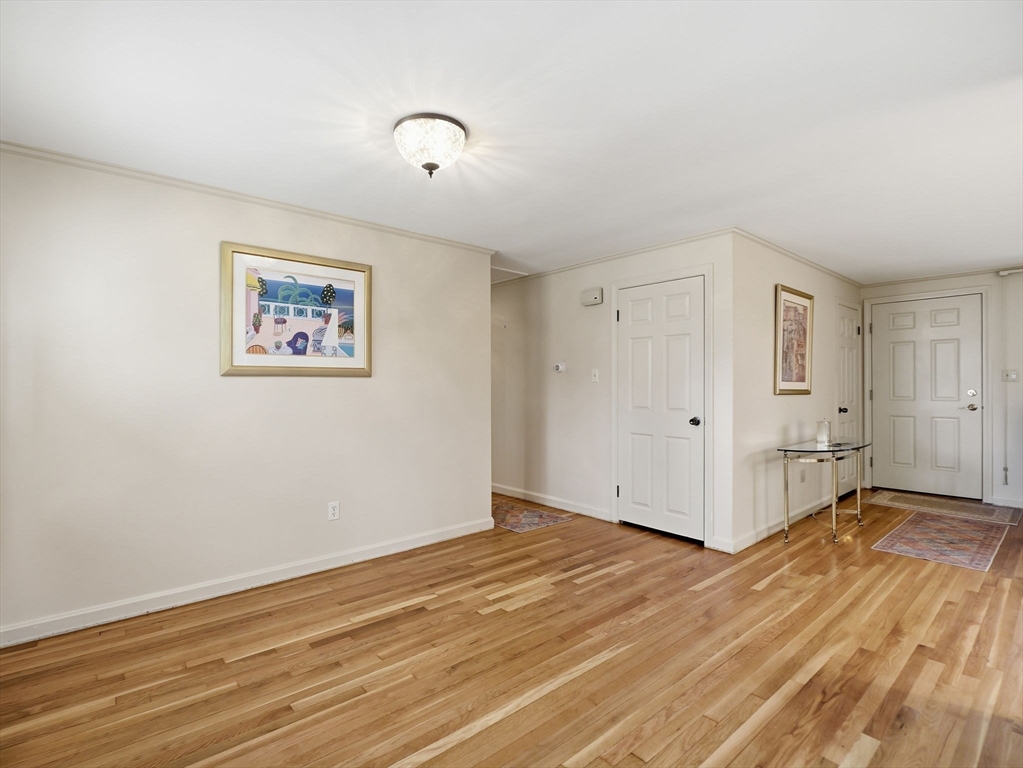 8 Monument Hill Road Chelmsford, MA 01824 - Photo 15 of 40