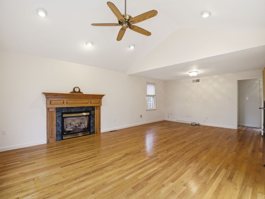 8 Monument Hill Road Chelmsford, MA 01824 - Photo 21 of 40