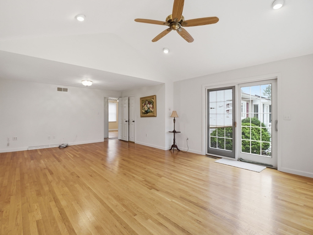 8 Monument Hill Road Chelmsford, MA 01824 - Photo 22 of 40