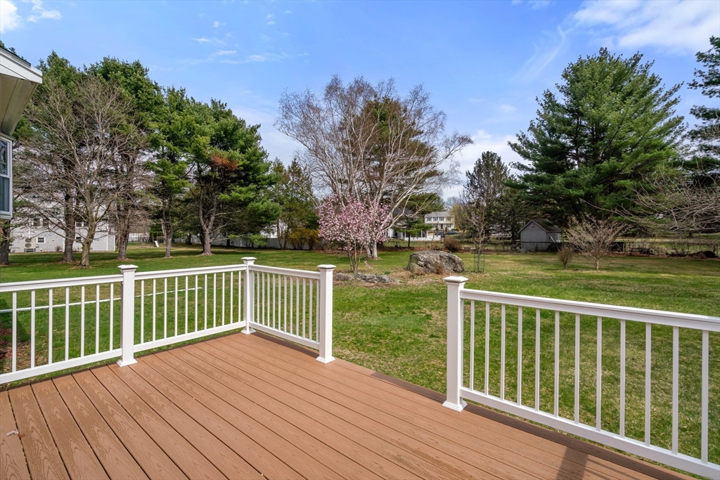 22 Langdon Road Wayland, MA 01778 - Photo 8 of 24 Gallery Image 8