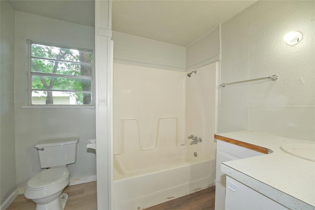 901 North Howeth Street Gainesville, TX 76240 - Photo 19 of 24