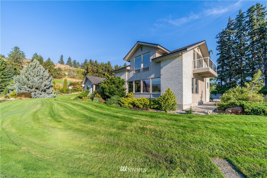 1415 Greens Landing Road Manson, WA 98831 - Photo 5 of 25 Gallery Image 5