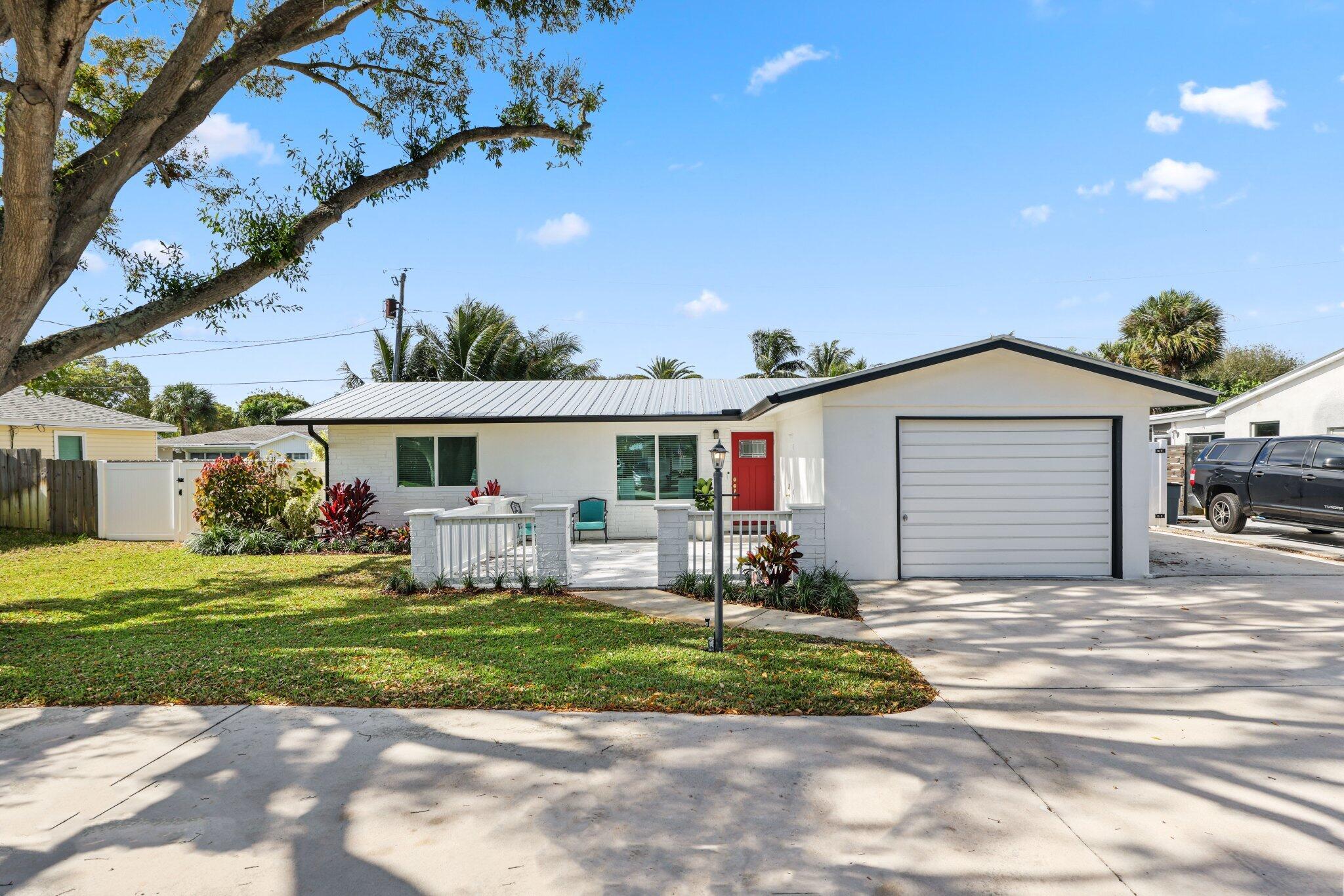 1510 Kingsley Road Jupiter, FL 33469 - Photo 2 of 53 1510 Kingsley Road - 5.jpg-SMALL