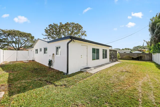 $688,000 | 1510 Kingsley Road, Jupiter, FL 33469