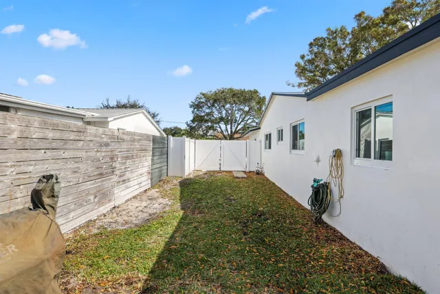 $688,000 | 1510 Kingsley Road, Jupiter, FL 33469