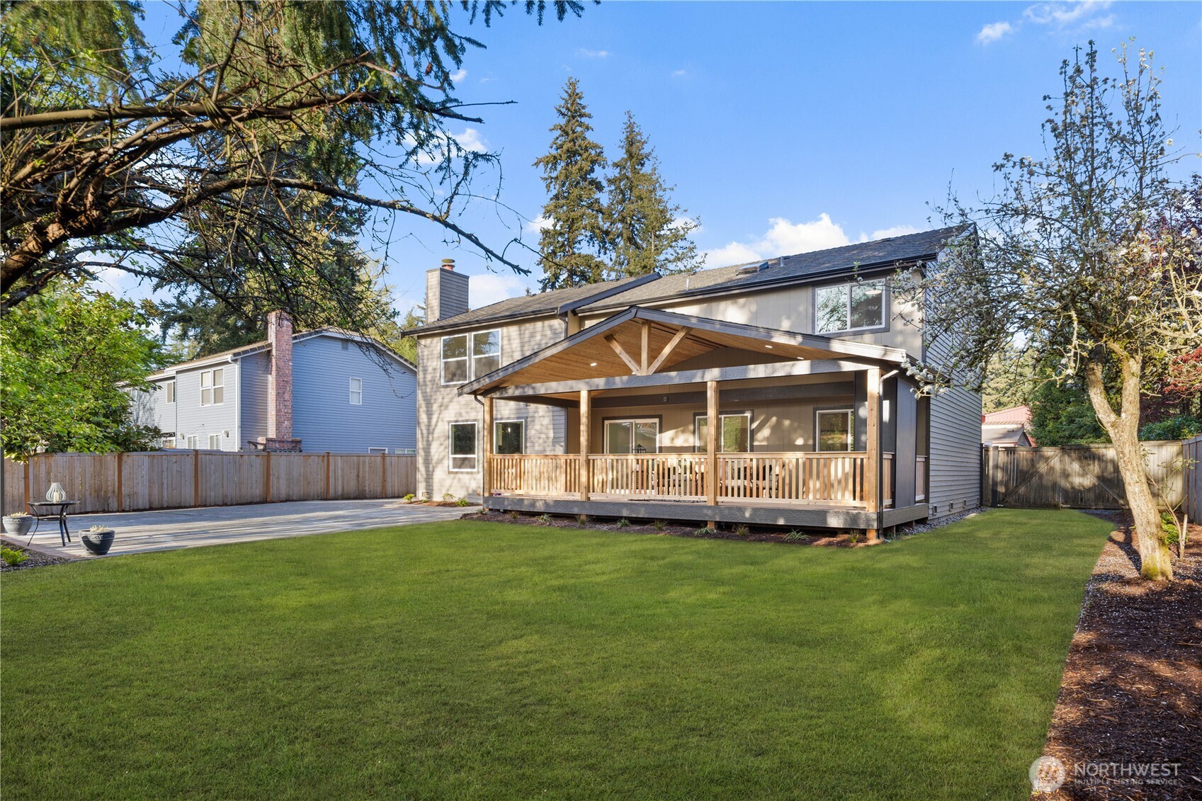 13820 60th Avenue West Edmonds, WA 98026 - Photo 5 of 30