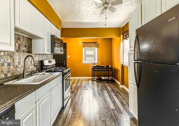 $325,000 | 566 Muhlenberg Avenue, Wenonah, NJ 08090