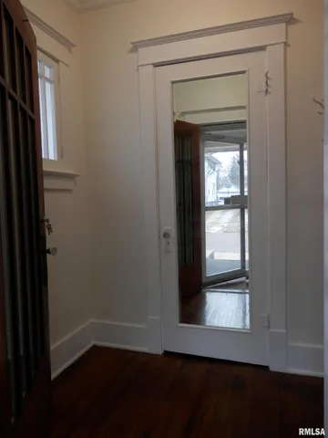 $119,900 | 653 North Cedar Street, Galesburg, IL 61401