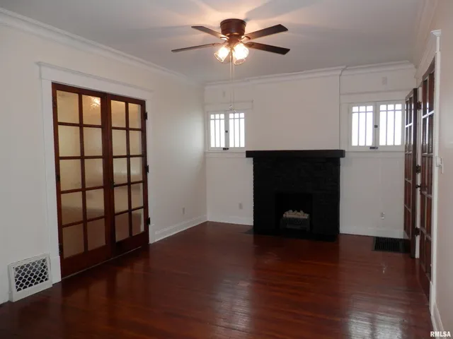 $119,900 | 653 North Cedar Street, Galesburg, IL 61401