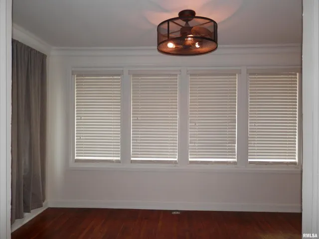 $119,900 | 653 North Cedar Street, Galesburg, IL 61401