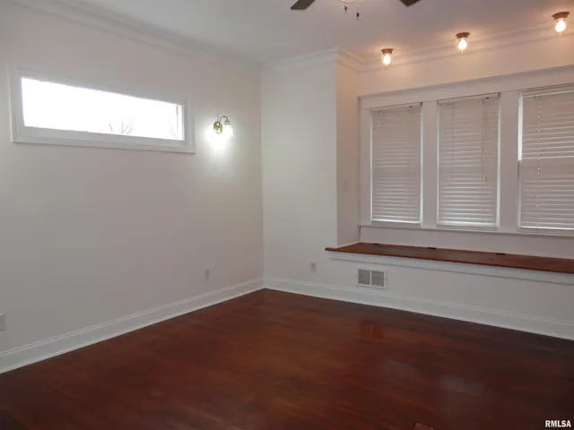 $119,900 | 653 North Cedar Street, Galesburg, IL 61401