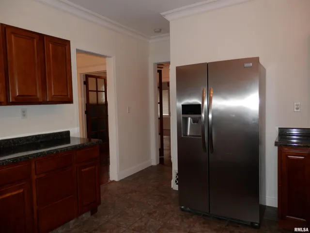 $119,900 | 653 North Cedar Street, Galesburg, IL 61401