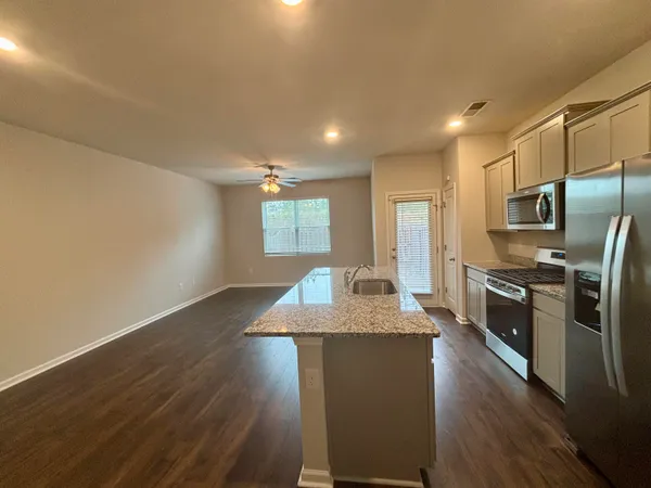 $1,800 | 934 Quaint Parish Circle, Graniteville, SC 29829
