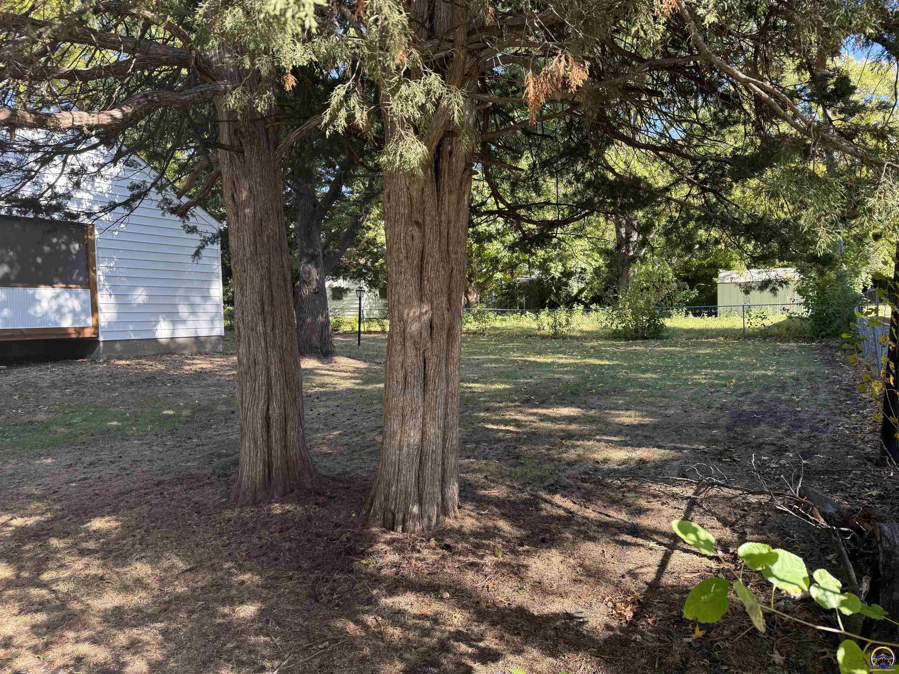 4221 Southwest 17th Street Topeka, KS 66604 - Photo 11 of 72