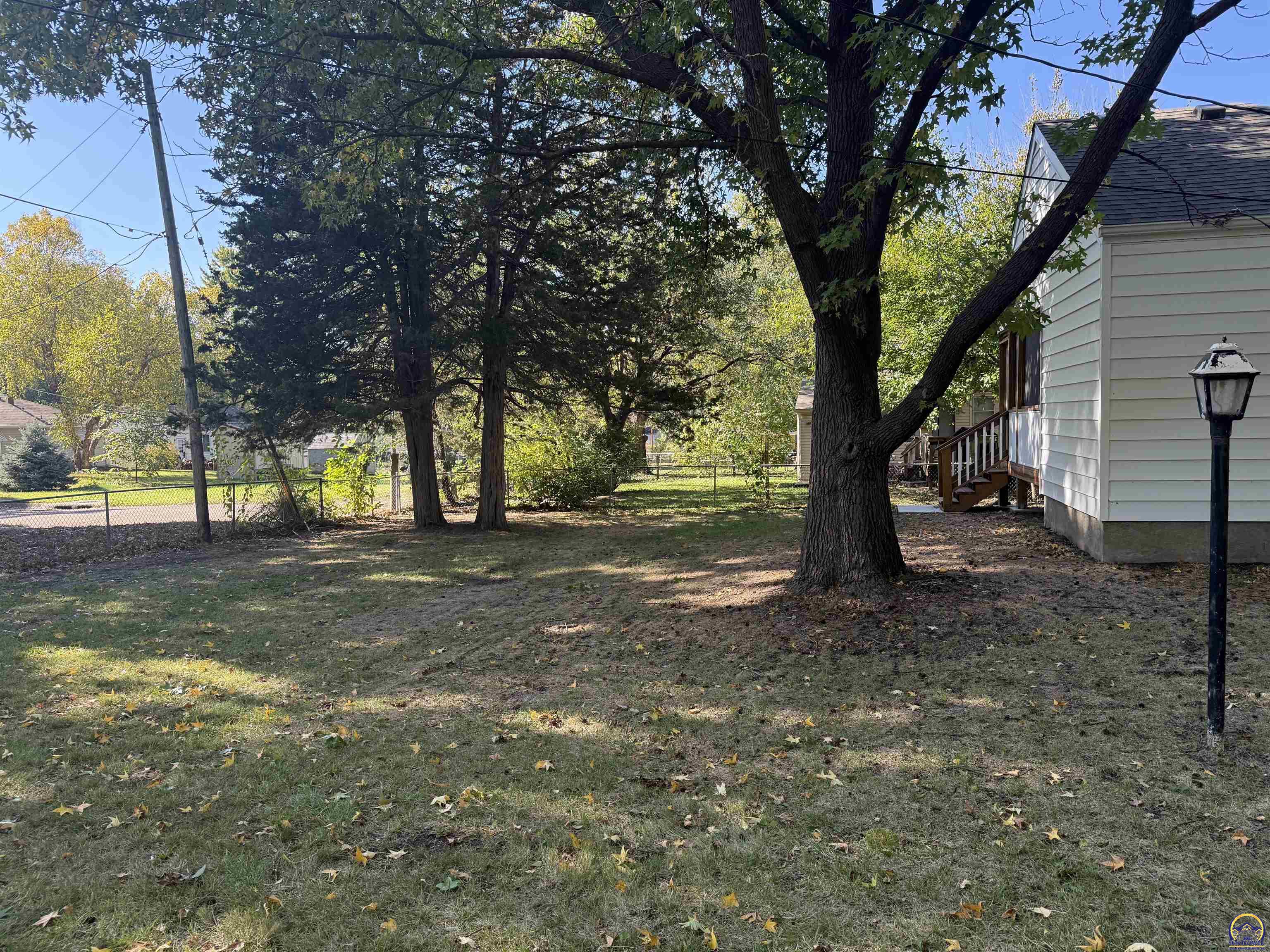 4221 Southwest 17th Street Topeka, KS 66604 - Photo 17 of 72