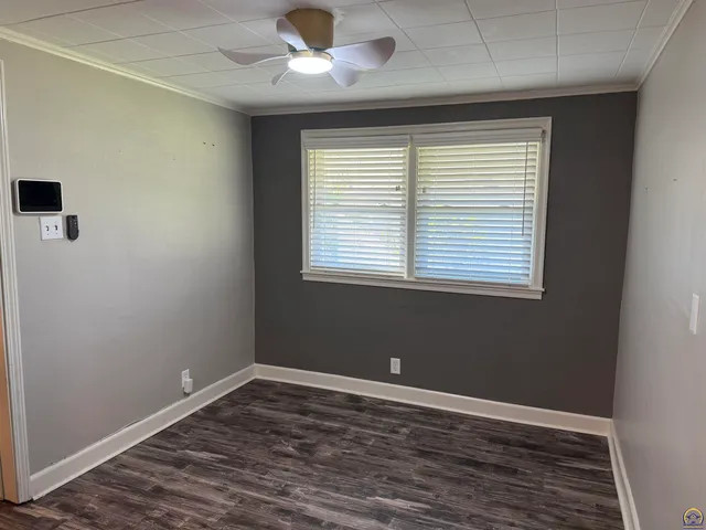 $179,500 | 4221 Southwest 17th Street, Topeka, KS 66604