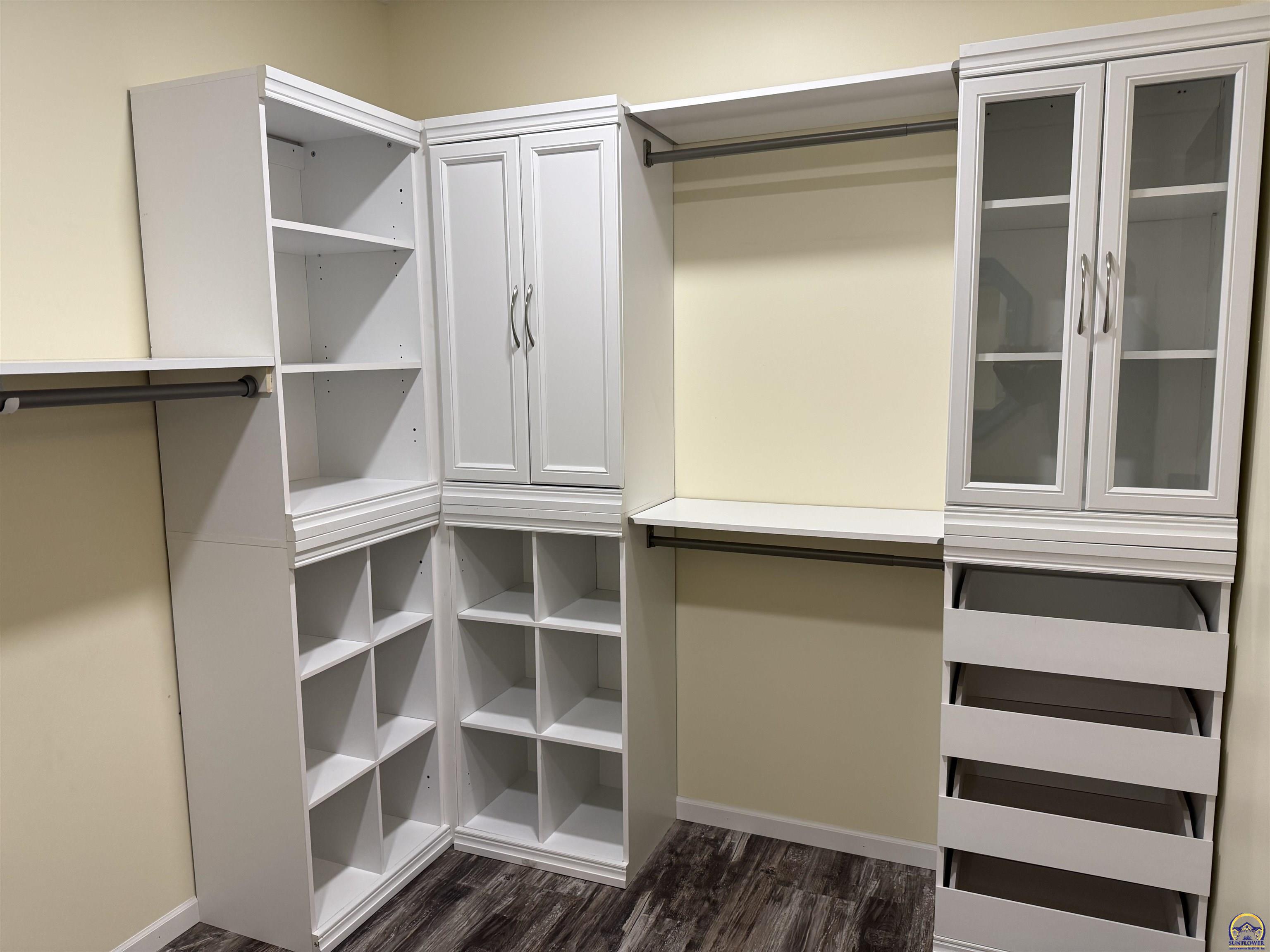 4221 Southwest 17th Street Topeka, KS 66604 - Photo 47 of 72