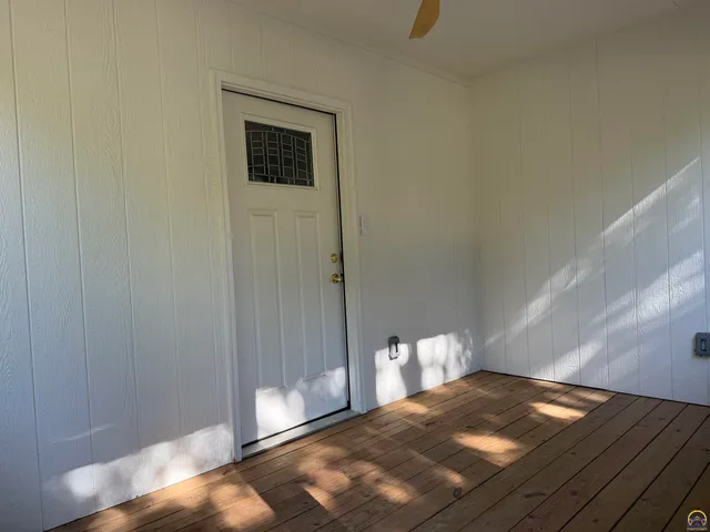 $179,500 | 4221 Southwest 17th Street, Topeka, KS 66604