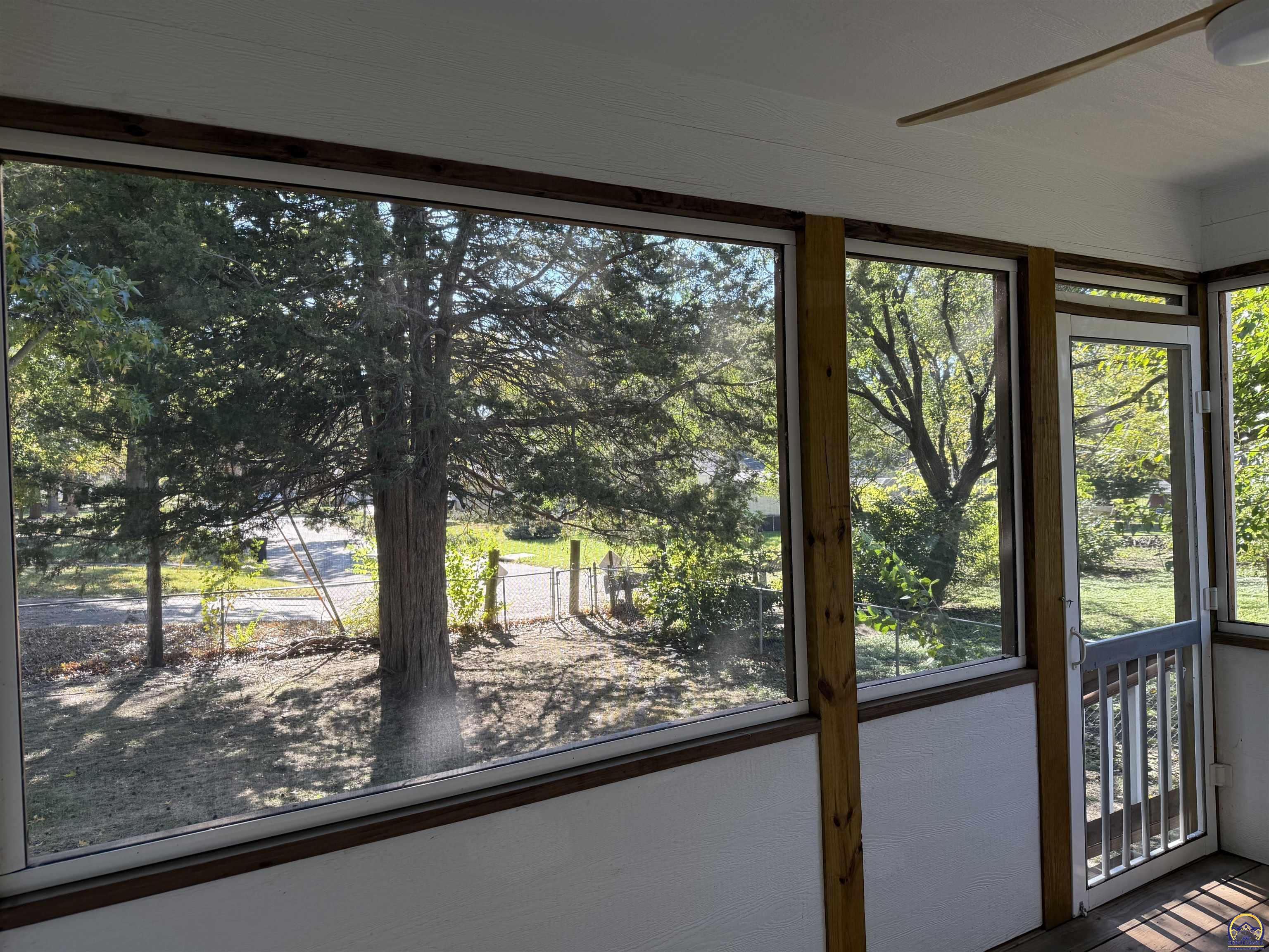 4221 Southwest 17th Street Topeka, KS 66604 - Photo 57 of 72