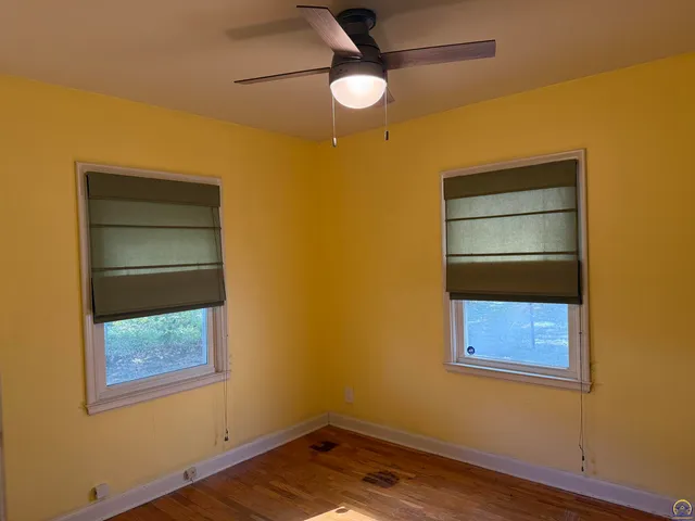 $179,500 | 4221 Southwest 17th Street, Topeka, KS 66604