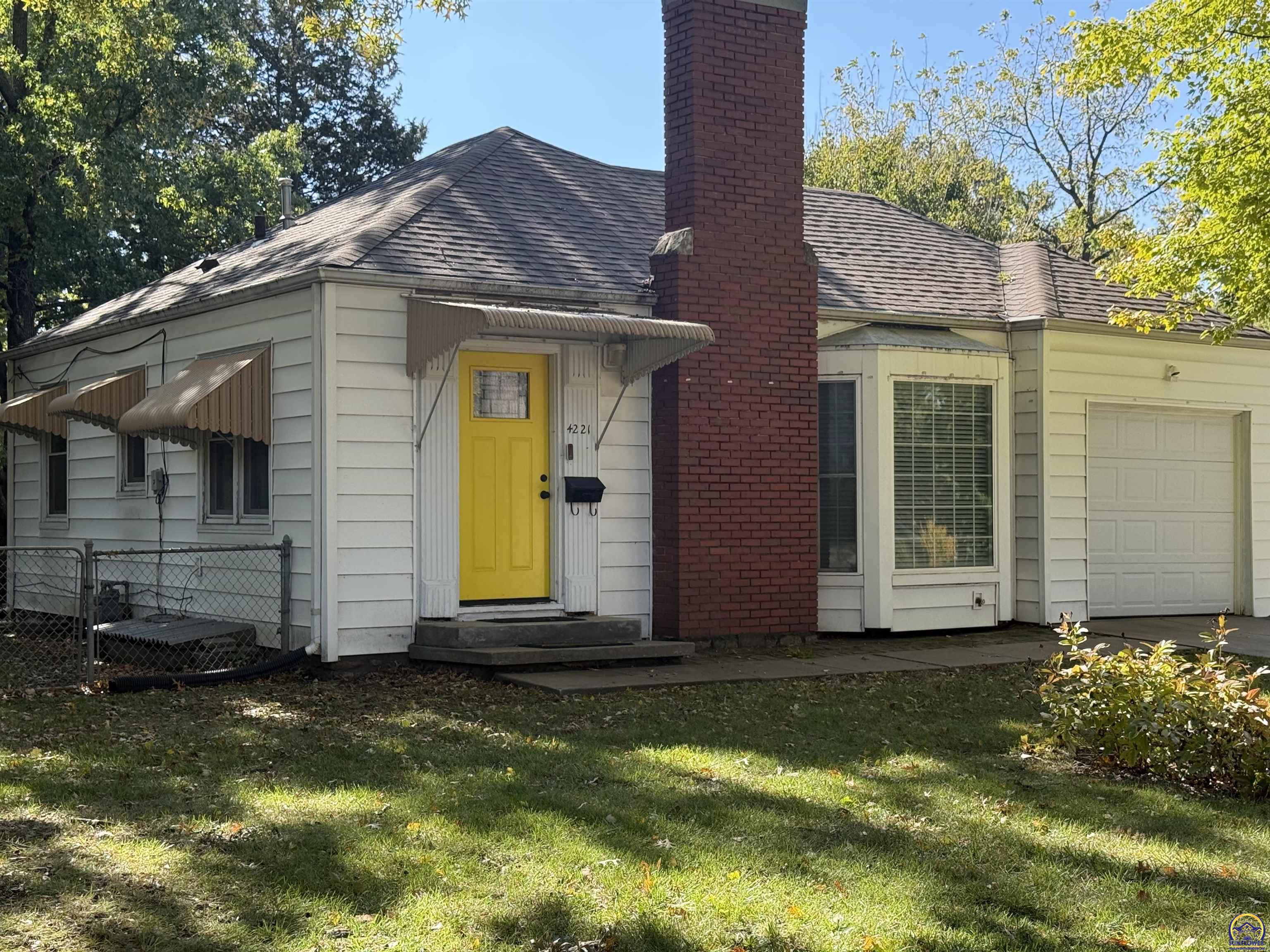 4221 Southwest 17th Street Topeka, KS 66604 - Photo 8 of 72