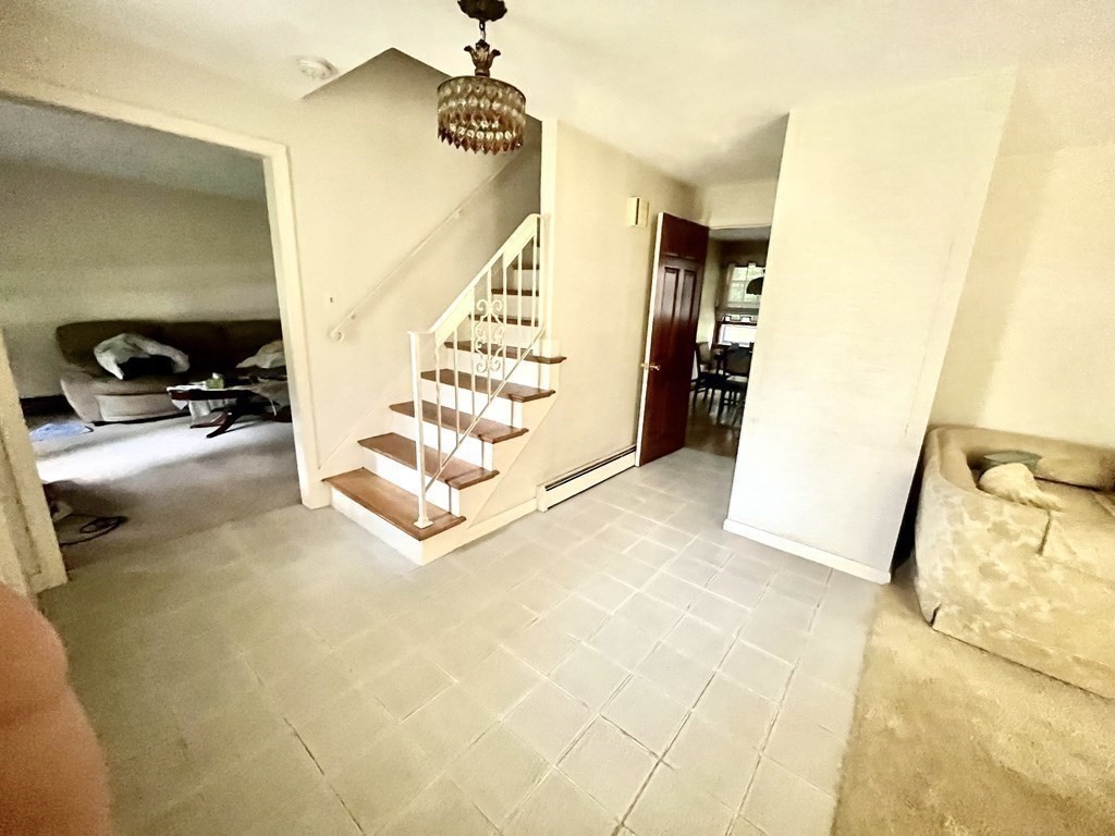 76 Winfield Road Holden, MA 01520 - Photo 6 of 25 Gallery Image 6