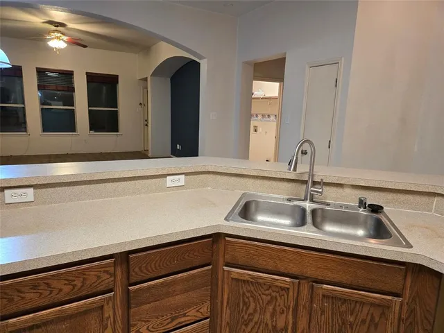 $2,000 | 606 Zollman Court, Lancaster, TX 75146