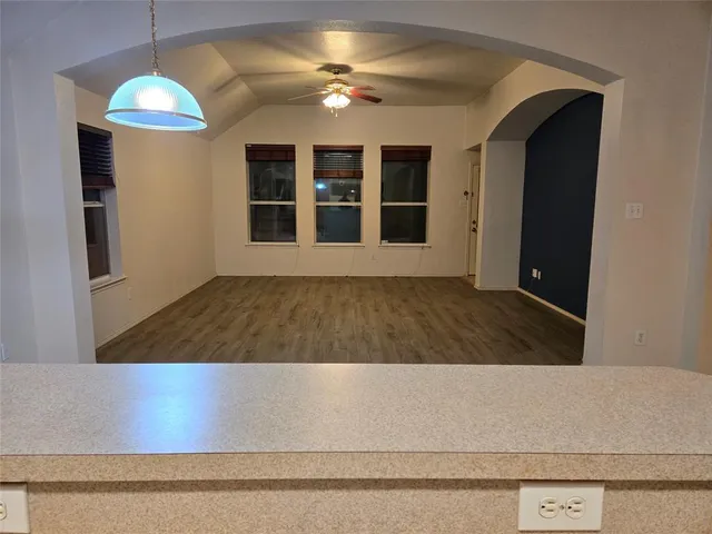 $2,000 | 606 Zollman Court, Lancaster, TX 75146