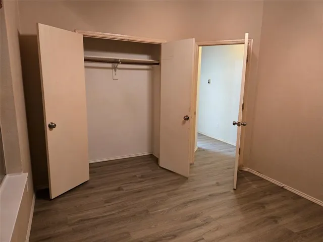 $2,000 | 606 Zollman Court, Lancaster, TX 75146