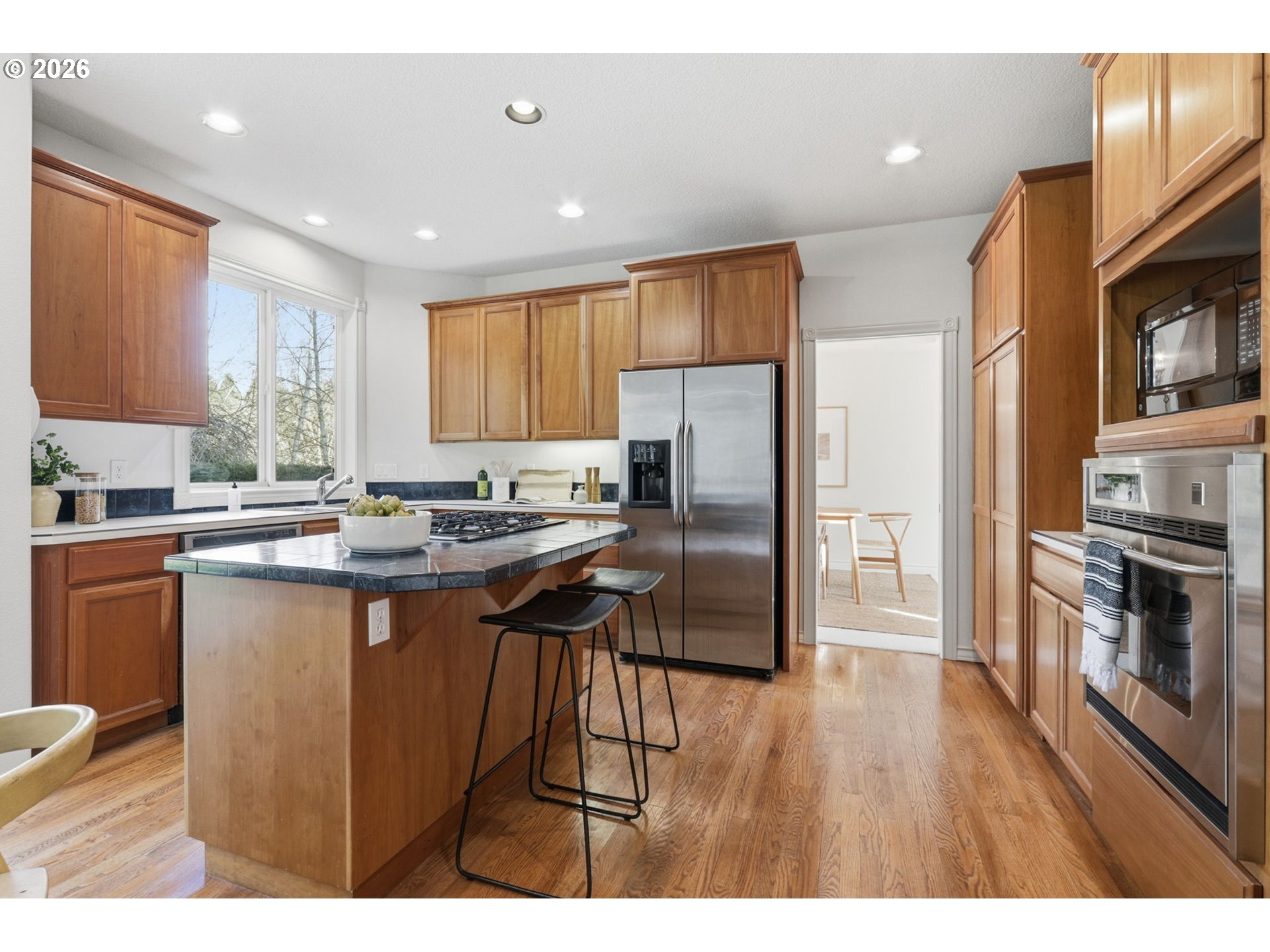 6725 Southwest Sean Michael Place Portland, OR 97225 - Photo 13 of 46