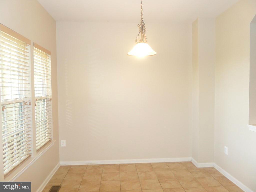74 Short Branch Road Stafford, VA 22556 - Photo 9 of 24 Kitchen Table Space
