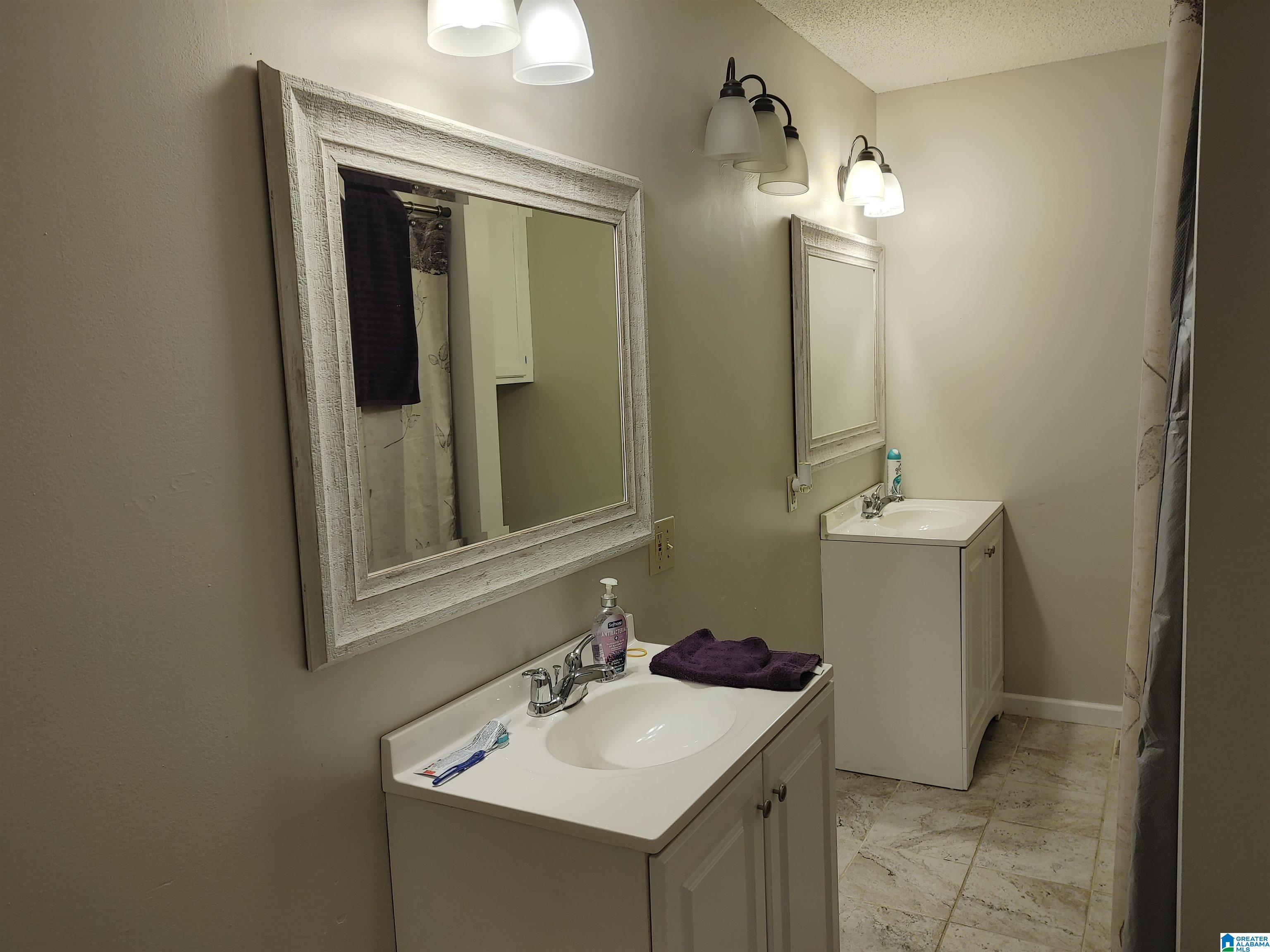151 Fulton Circle Sylacauga, AL 35150 - Photo 12 of 18