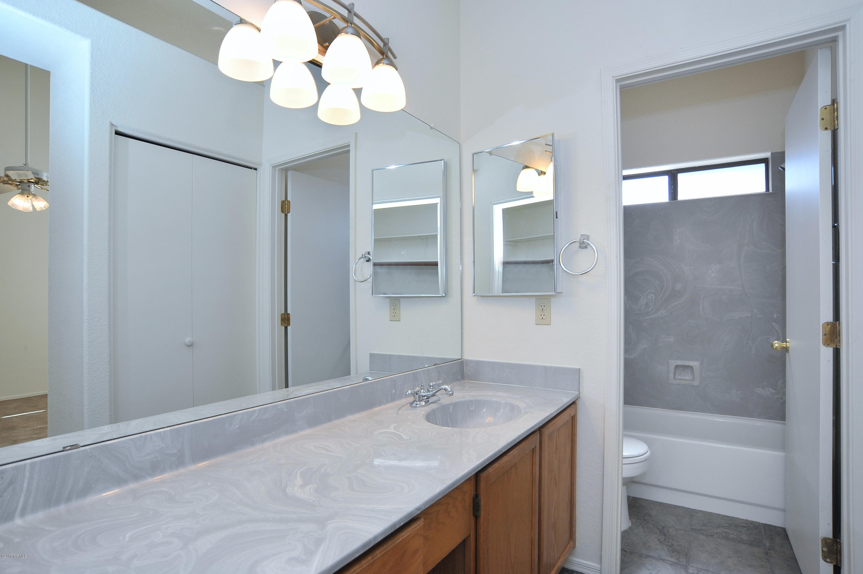 8206 East Mesquite Ridge Circle Tucson, AZ 85710 - Photo 26 of 42