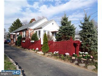 113 Maple Road Wallingford, PA 19086 - Photo 1 of 12 Exterior