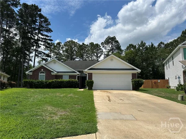 $2,100 | 223 Chippingwood Circle, Pooler, GA 31322