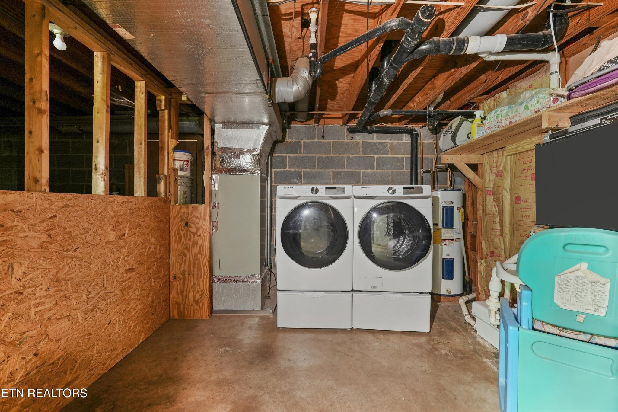 7613 Fall Wind Court Powell, TN 37849 - Photo 30 of 38 a utility room with dryer and washer
