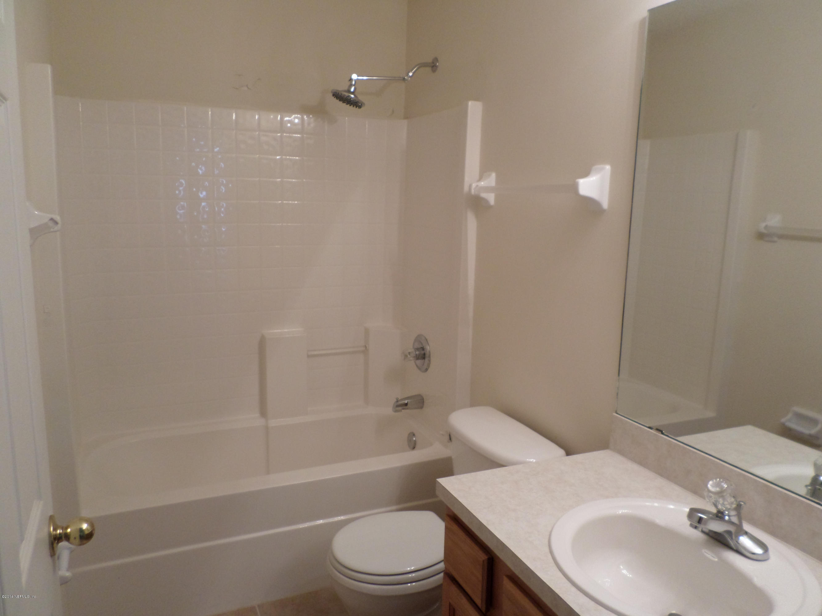 1430 Runes Court Middleburg, FL 32068 - Photo 11 of 17 2nd Bathroom