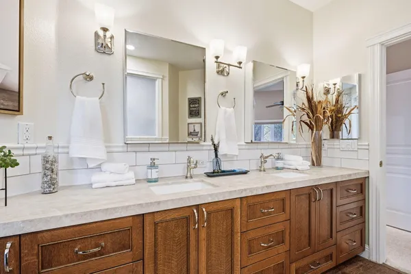 $834,900 | 13482 Tierra Heights Road, Redding, CA 96003