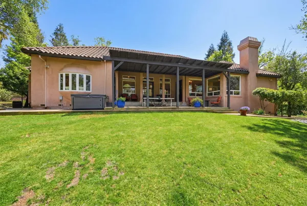 $834,900 | 13482 Tierra Heights Road, Redding, CA 96003