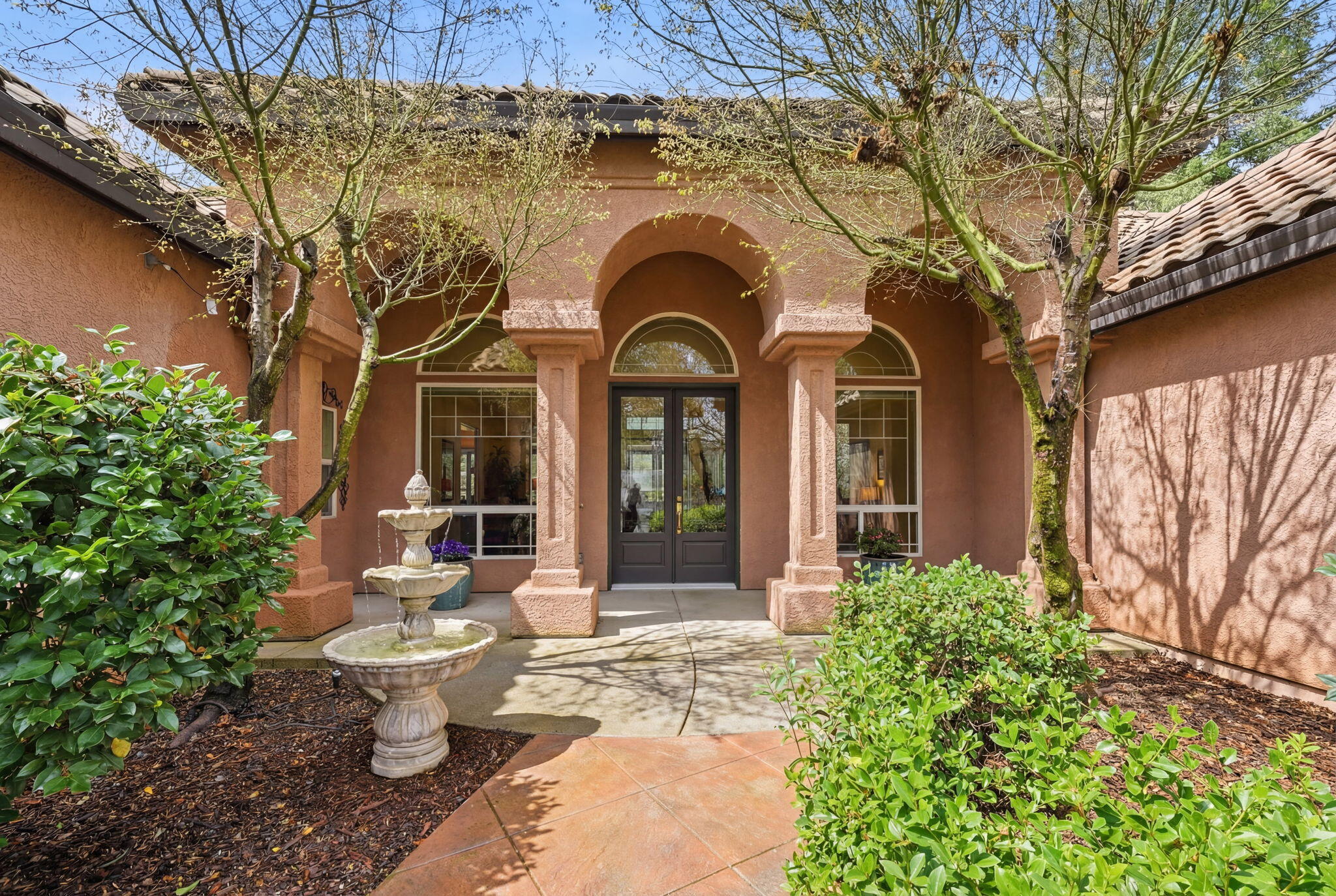 13482 Tierra Heights Road Redding, CA 96003 - Photo 3 of 41 3-web-or-mls-IMG-03