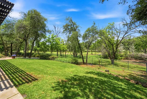 $834,900 | 13482 Tierra Heights Road, Redding, CA 96003