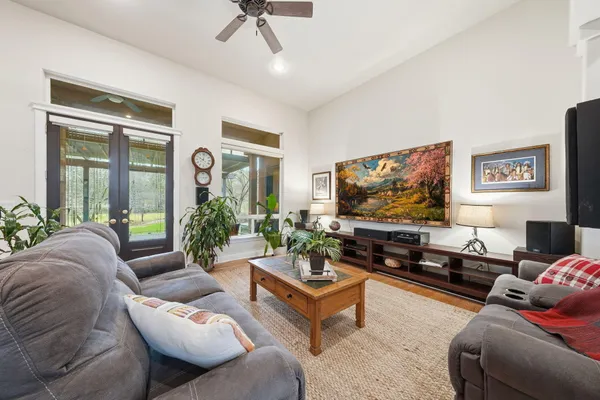 $834,900 | 13482 Tierra Heights Road, Redding, CA 96003