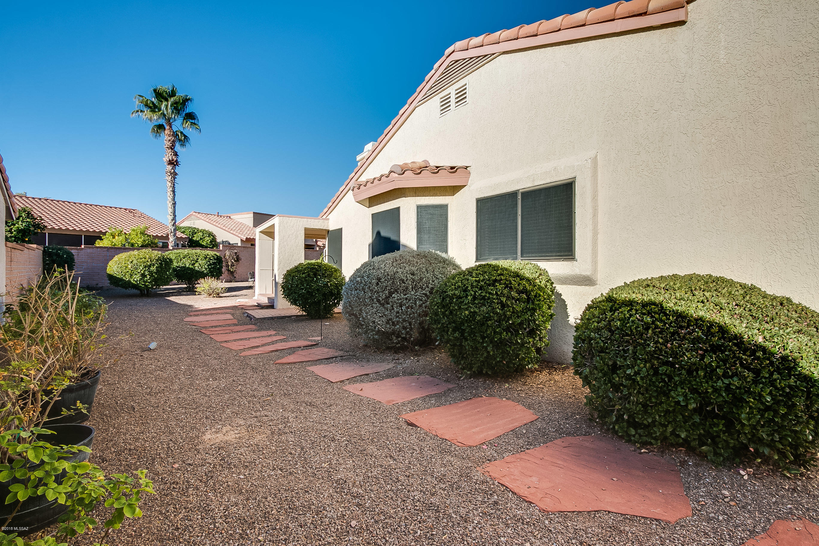 14307 North Rusty Gate Trail Oro Valley, AZ 85755 - Photo 35 of 42