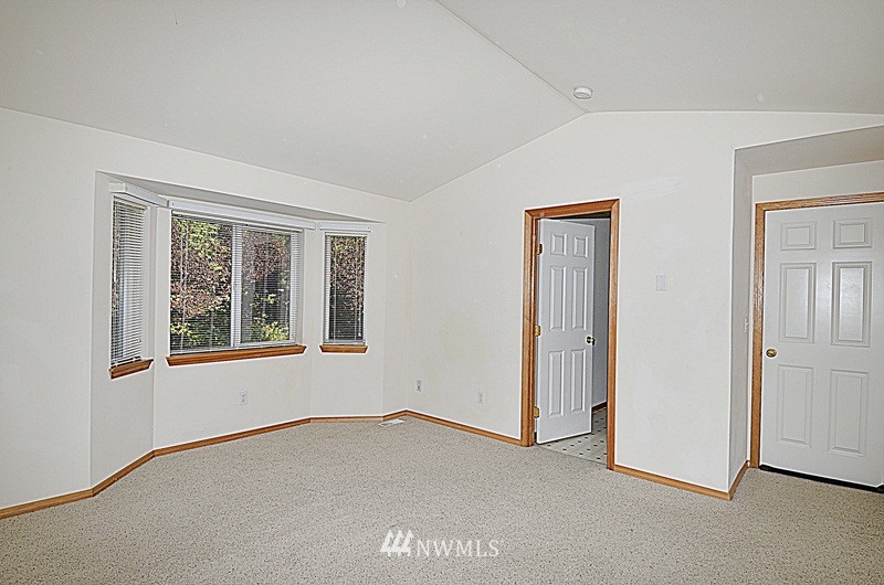 252 Shadow Place Southeast Renton, WA 98059 - Photo 15 of 15