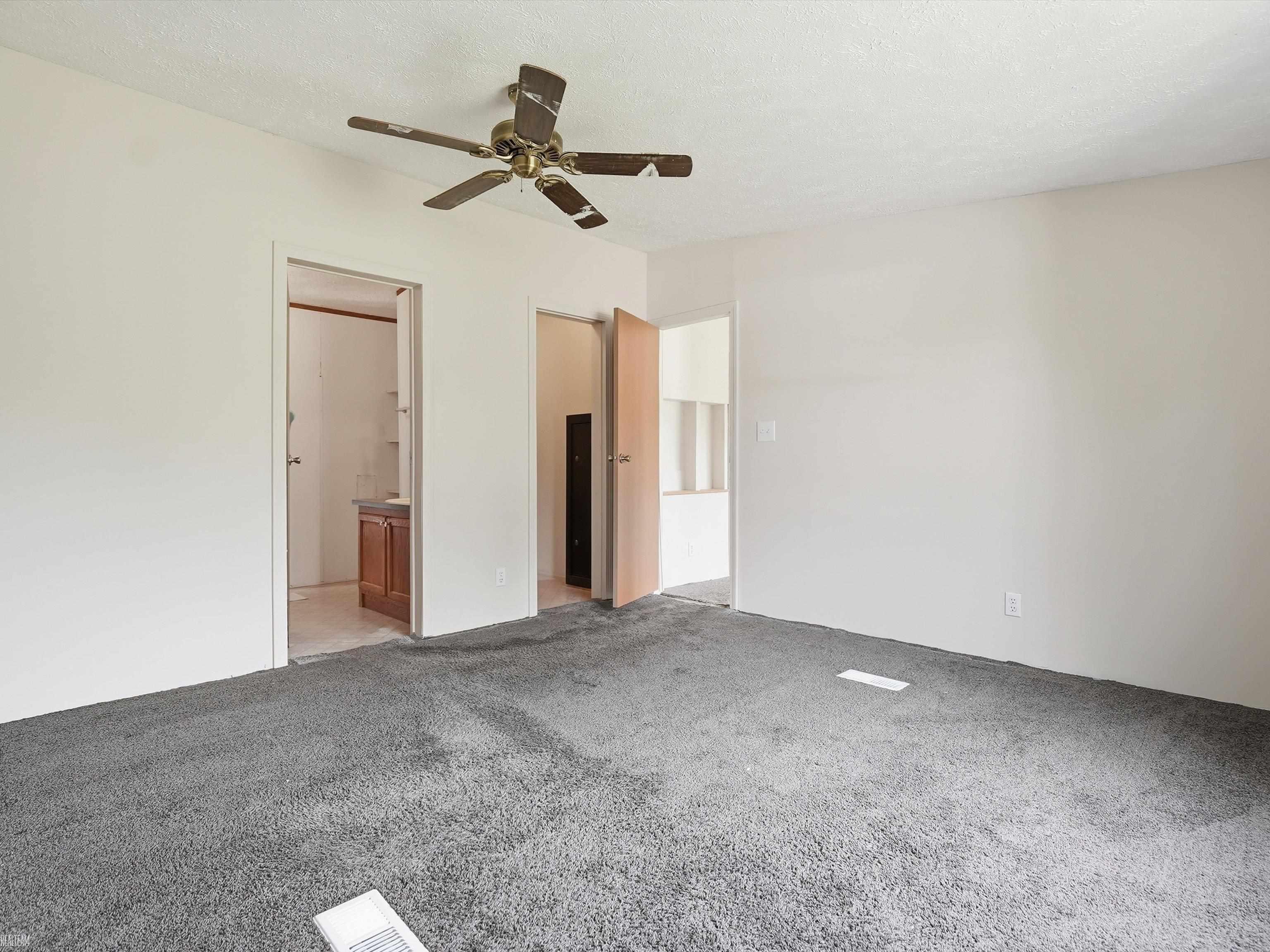 8137 Marquette Road Goodells, MI 48027 - Photo 6 of 41