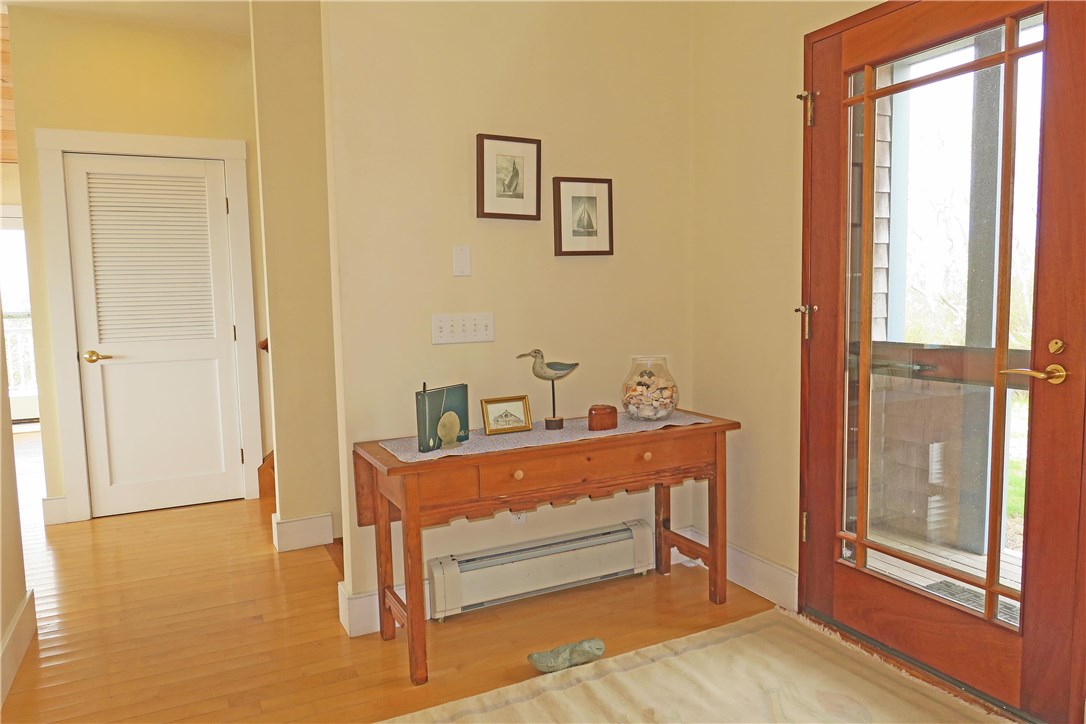 1312 Cooneymus Road Block Island, RI 02807 - Photo 5 of 24 Front entry